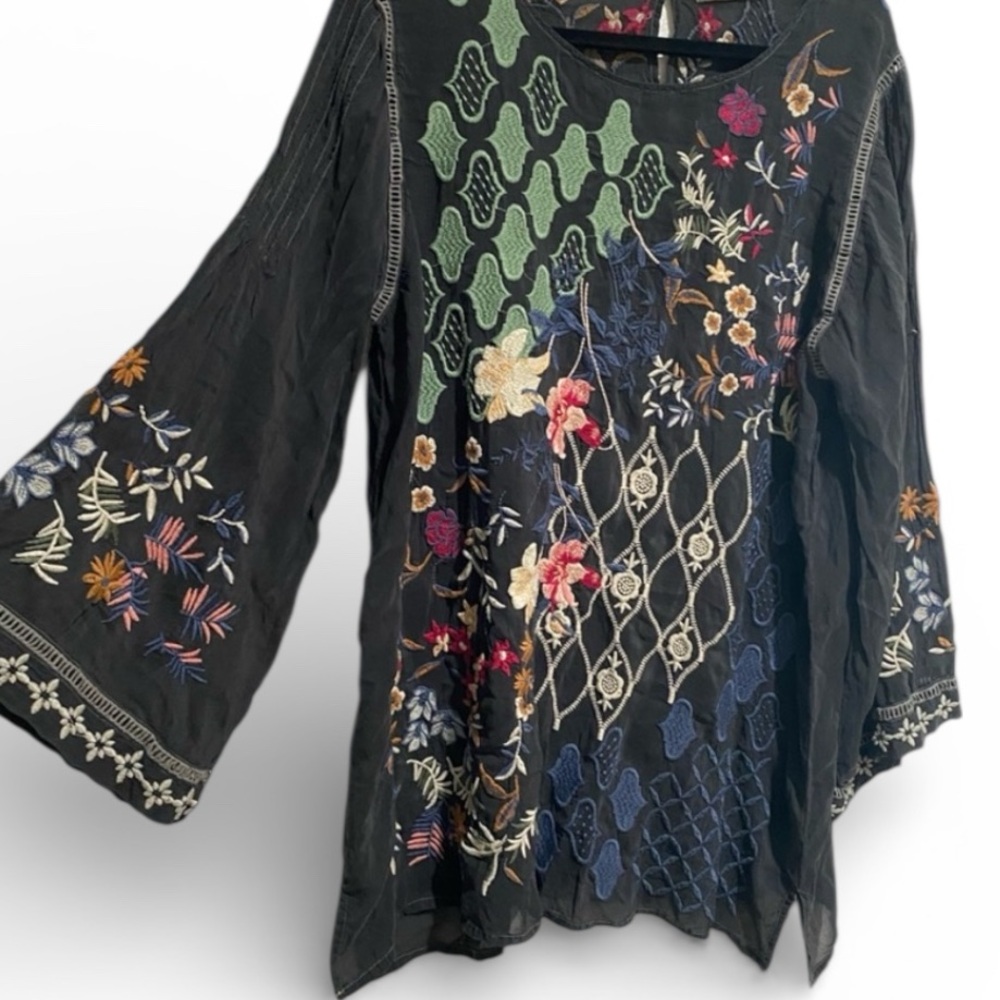 Johnny Was heavily embroidered Esmeralda Tunic NWT - Picture 2 of 12